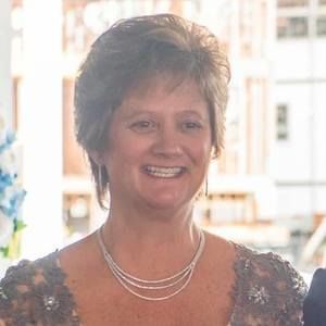 Meet your Posher, Suzanne